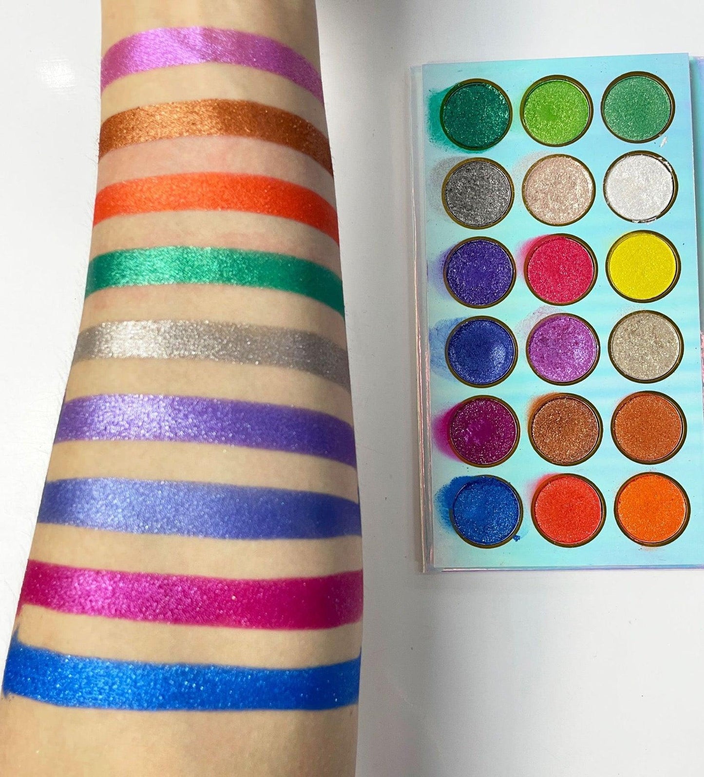 18 Colors Eyeshadow Private Label High Pigment Eyeshadow Palettes - Shmily Beauty
